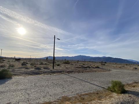 1375 Windward Ave, Thermal, CA 92274 photo 5