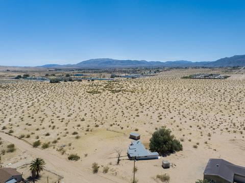 73387 David Way, Twentynine Palms, CA 92277 photo 6