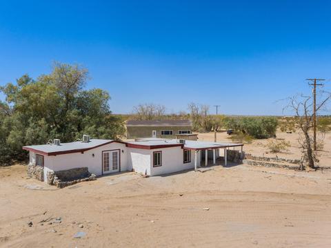 73387 David Way, Twentynine Palms, CA 92277 photo 2