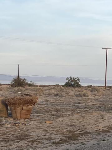 1047 Aberdeen Dr, Thermal, CA 92274