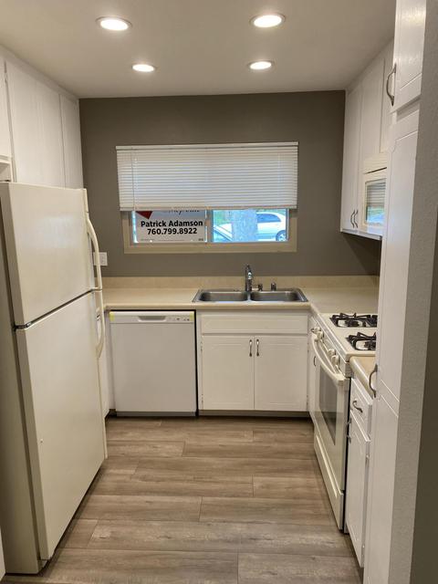 490 D St, Upland, CA 91786 photo 8