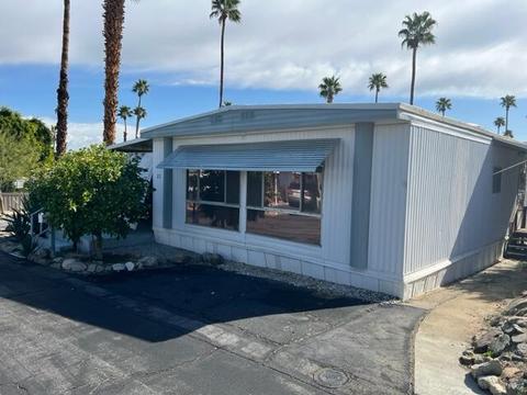 22 Diamond E Dr, Palm Desert, CA 92260 photo 2
