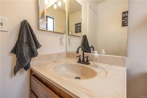 249 Highland Ave, Sugarloaf, CA 92386 photo 18