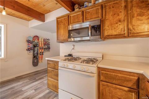 249 Highland Ave, Sugarloaf, CA 92386 photo 11