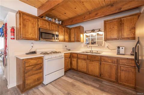 249 Highland Ave, Sugarloaf, CA 92386 photo 7