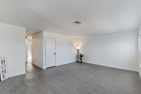 6006 Morongo Rd, Twentynine Palms, CA 92277 photo 3