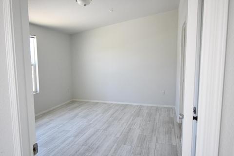 73717 Black Eagle Dr, Thousand Palms, CA 92276 photo 2