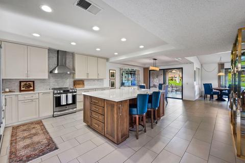 4 Joya Dr, Palm Desert, CA 92260