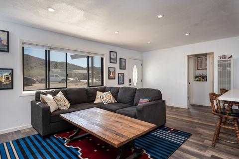 57598 Onaga Trl, Yucca Valley, CA 92284 photo 9