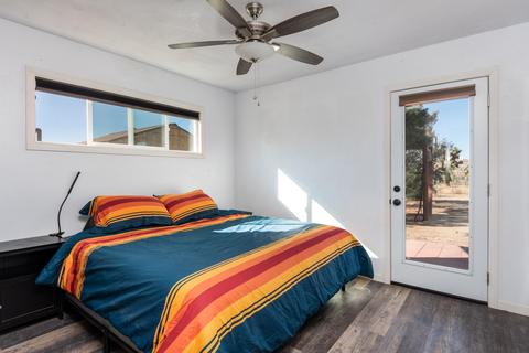 57598 Onaga Trl, Yucca Valley, CA 92284 photo 11