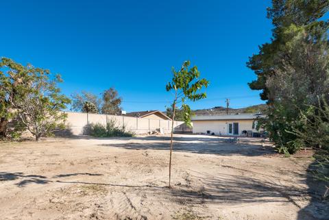 57598 Onaga Trl, Yucca Valley, CA 92284 photo 22