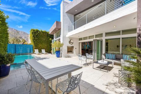 401 Terno Ln, Palm Springs, CA 92262