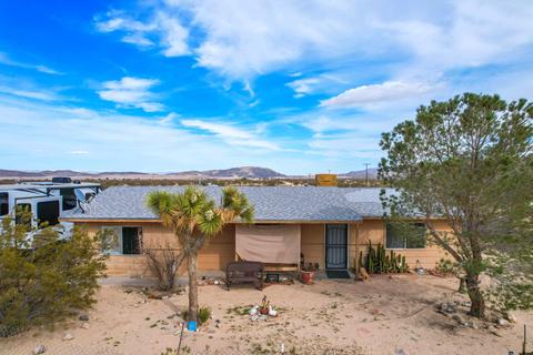 5675 Laferney Ave, Joshua Tree, CA 92252 photo 2
