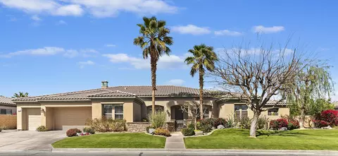 78458 Blackstone Ct, Bermuda Dunes, CA 92203 photo 2