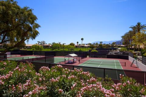 48015 Casita Dr, La Quinta, CA 92253