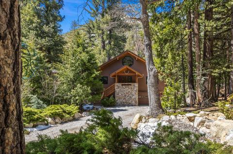 24581 Fern Valley Rd, Idyllwild, CA 92549