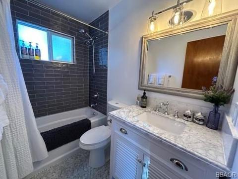 148 Victoria Ln, Sugarloaf, CA 92386 photo 9