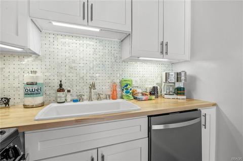148 Victoria Ln, Sugarloaf, CA 92386 photo 8