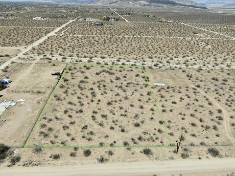 56752 Mariquita Rd, Landers, CA 92285