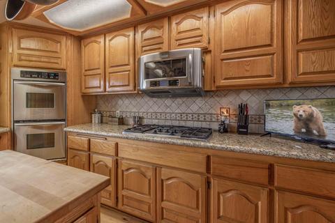 1238 Malabar Ct, Big Bear City, CA 92314 photo 21