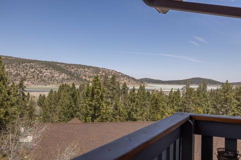 1238 Malabar Ct, Big Bear City, CA 92314 photo 2