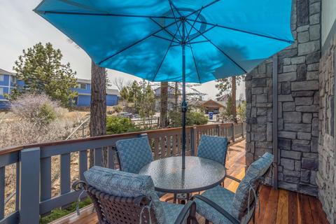 1238 Malabar Ct, Big Bear City, CA 92314 photo 8