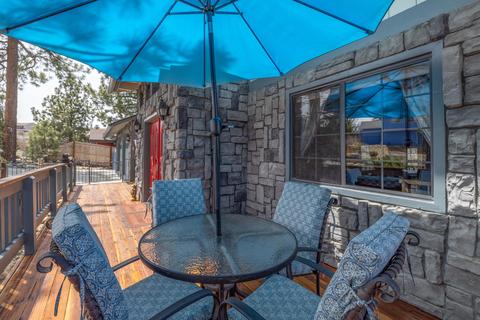 1238 Malabar Ct, Big Bear City, CA 92314 photo 7