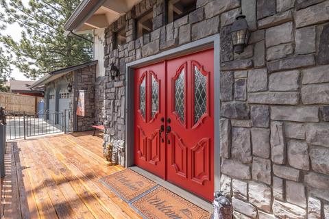 1238 Malabar Ct, Big Bear City, CA 92314 photo 3