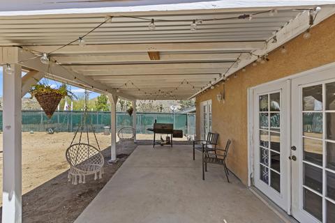 7482 Apache Trl, Yucca Valley, CA 92284 photo 32