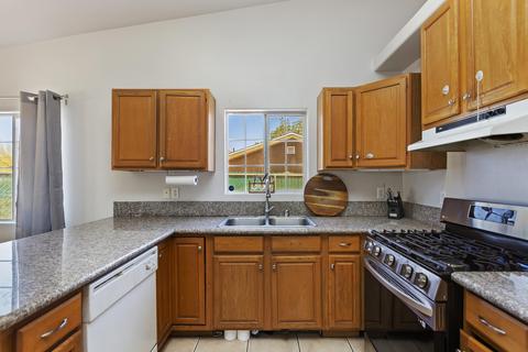 7482 Apache Trl, Yucca Valley, CA 92284 photo 18