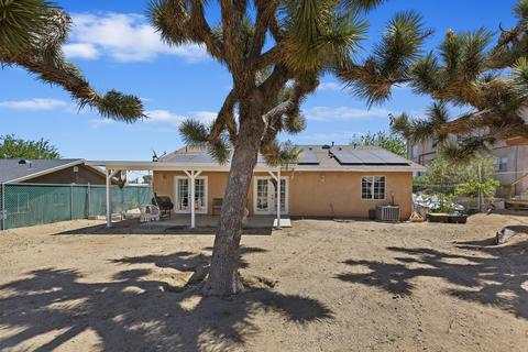 7482 Apache Trl, Yucca Valley, CA 92284 photo 38