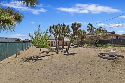 7482 Apache Trl, Yucca Valley, CA 92284 photo 35