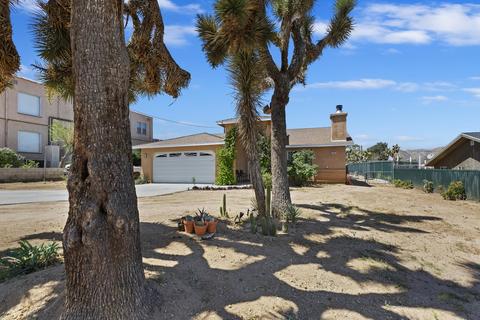 7482 Apache Trl, Yucca Valley, CA 92284 photo 5