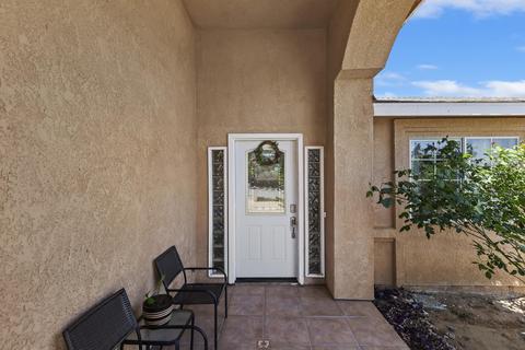 7482 Apache Trl, Yucca Valley, CA 92284 photo 7