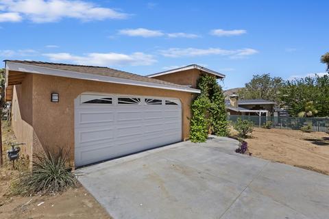 7482 Apache Trl, Yucca Valley, CA 92284 photo 3
