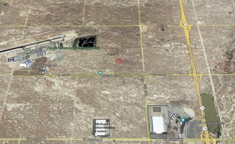 34 W Th St W Ave F-12, Lancaster, CA 93536
