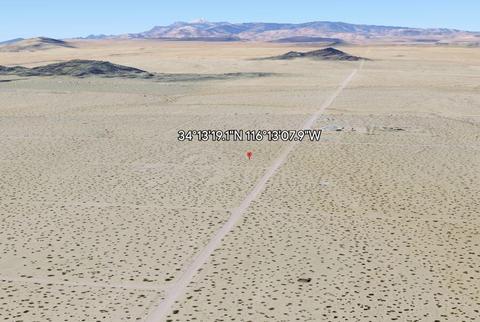 307 Fascination Ave, Twentynine Palms, CA 92277