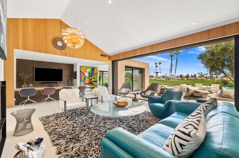517 Desert West Dr, Rancho Mirage, CA 92270