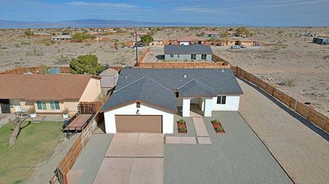 2783 Coronet Ave, Thermal, CA 92274