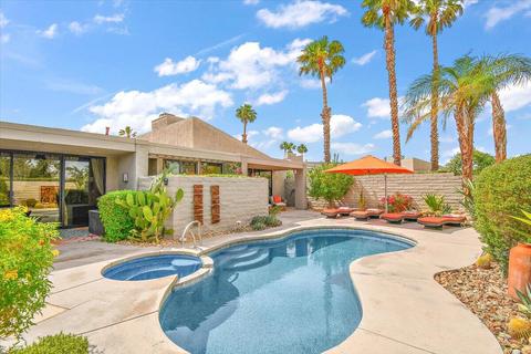 2984 Sundance Cir W, Palm Springs, CA 92262