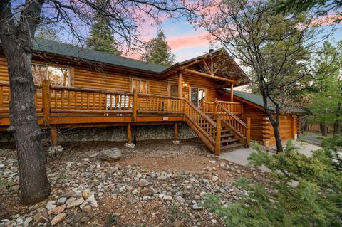 1346 La Crescenta Dr, Big Bear City, CA 92314