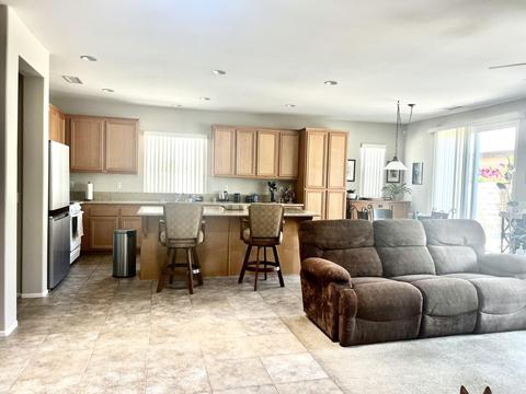 82782 Matthau Dr, Indio, CA 92201 photo 9