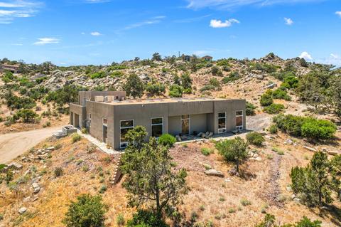 70175 Pinyon Crest Dr, Mountain Center, CA 92561