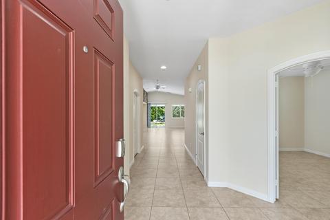 2682 Desert Breeze Way, Palm Springs, CA 92262
