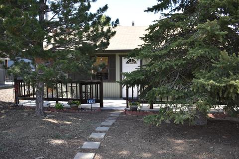 2139 3rd Ln, Big Bear City, CA 92314 photo 2