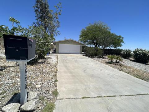 68230 Club Circle Dr, Desert Hot Springs, CA 92240
