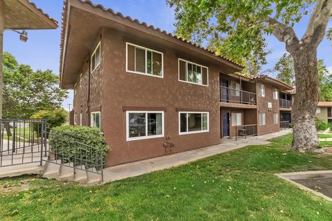 1554 Border Ave, Corona, CA 92882 photo 29