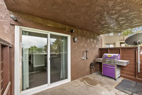 1554 Border Ave, Corona, CA 92882 photo 25