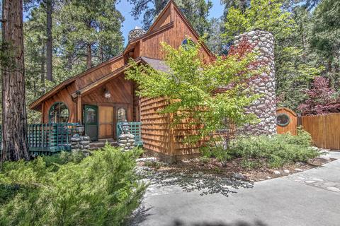25319 Fern Valley Rd, Idyllwild, CA 92549