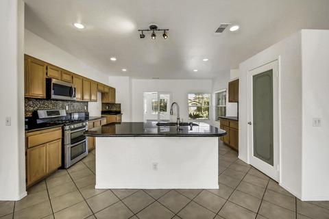 41271 Mackenzie Ln, Indio, CA 92203 photo 14